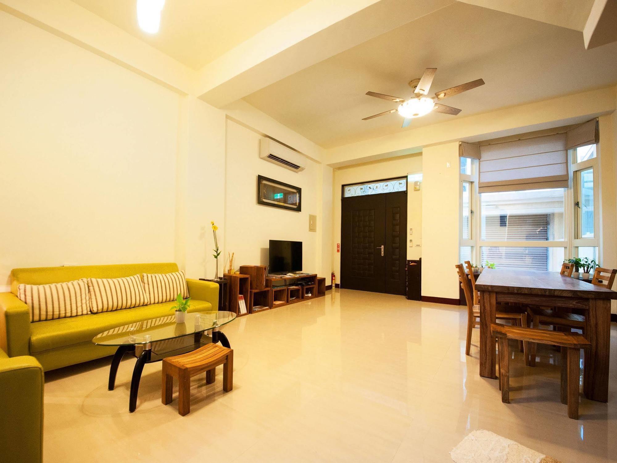 Encounter Hostel Hualien Exterior foto